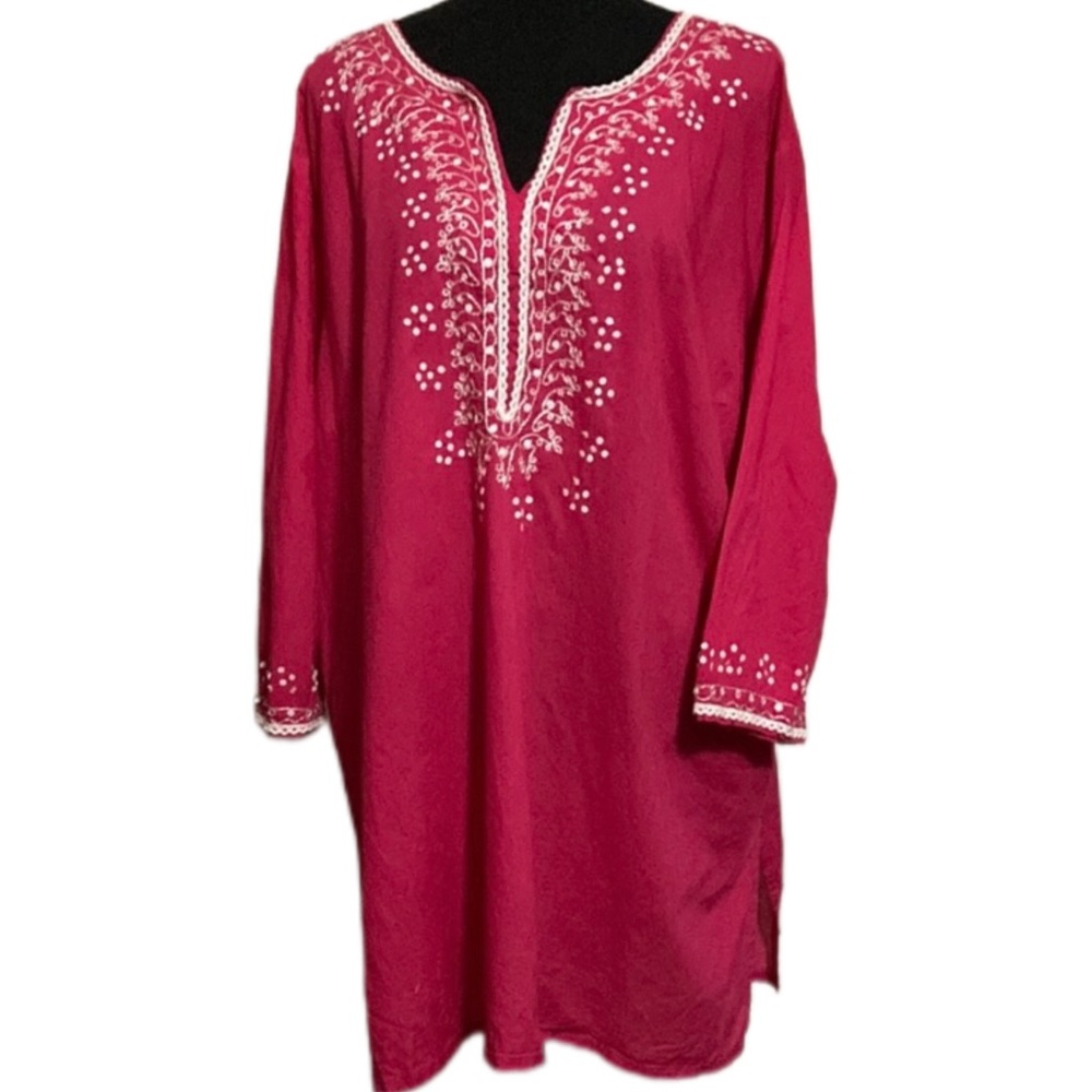 Women’s plus size tunic